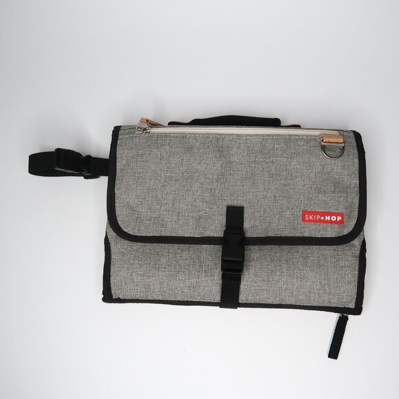 Skip Hop Diaper Clutch‎ Portable Baby Changing Pad - Picture 1 of 6